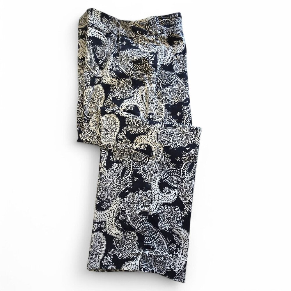 Ann Taylor Womens Paisley Cropped Capri Pant Navy Blue/White Side Zipper Size 12 - Picture 6 of 11
